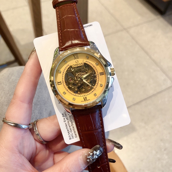 ブランド時計角部分ディテール